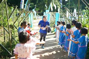 BIB: 100
                            <button type="button" onclick="openModal(19060950)" class="btn btn-primary btn-sm float-right btn-popup" data-toggle="modal" data-target=".modal-high-quality">
                        <i class="fas fa-shopping-cart"></i> Add to Cart
                    </button>
                                            <button type="button" onclick="isThisMe(19060950, true)" class="btn btn-success btn-sm float-right btn-popup btn-isme hidden" data-toggle="tooltip" data-placement="bottom" title="นี่คือรูปของคุณใช่ไหม คลิกที่นี่เพื่อเอาเข้าอัลบั้ม">
                        <i class="fas fa-plus"></i> Add to album
                    </button>
                    <button type="button" onclick="isThisMe(19060950, false)" class="btn btn-warning btn-sm float-right btn-popup btn-isnotme hidden">
                        <i class="fas fa-ban"></i> Remove from album
                    </button>